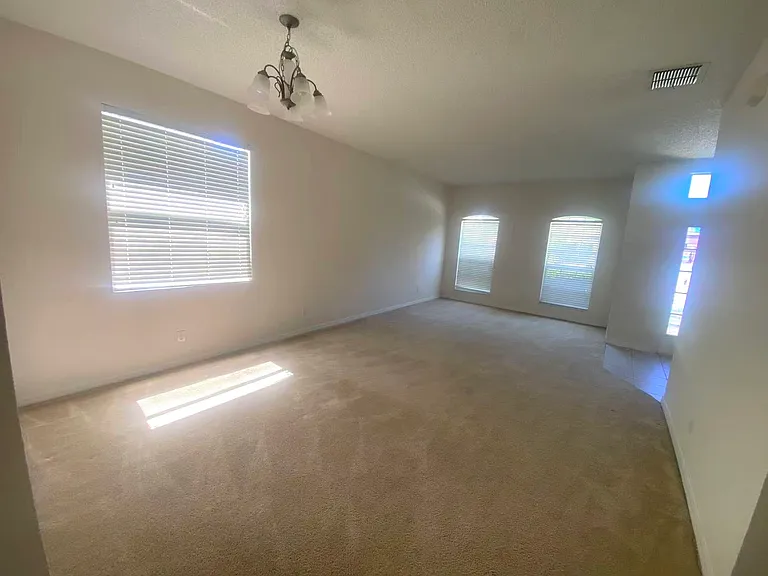 10051 Medallion Bluff Ln — Photo 15