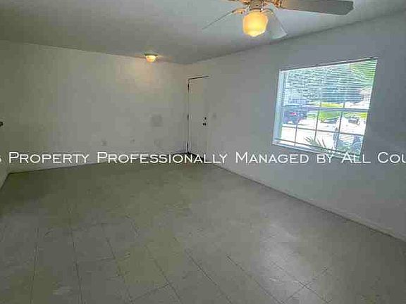 4th image of 1147 Olive St