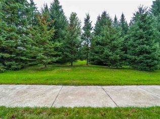 1904 Statesman Dr, Wausau, WI 54403