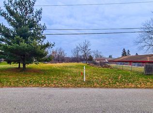 4800 S 87th St, Greenfield, WI 53228