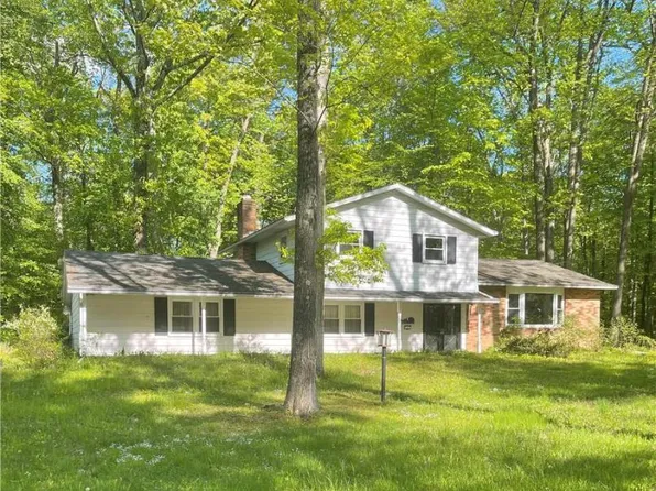 8769 Spinnerstown Rd, Coopersburg, PA 18036