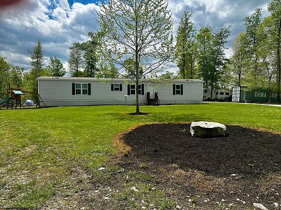 5th image of 884 Harter Hill Rd