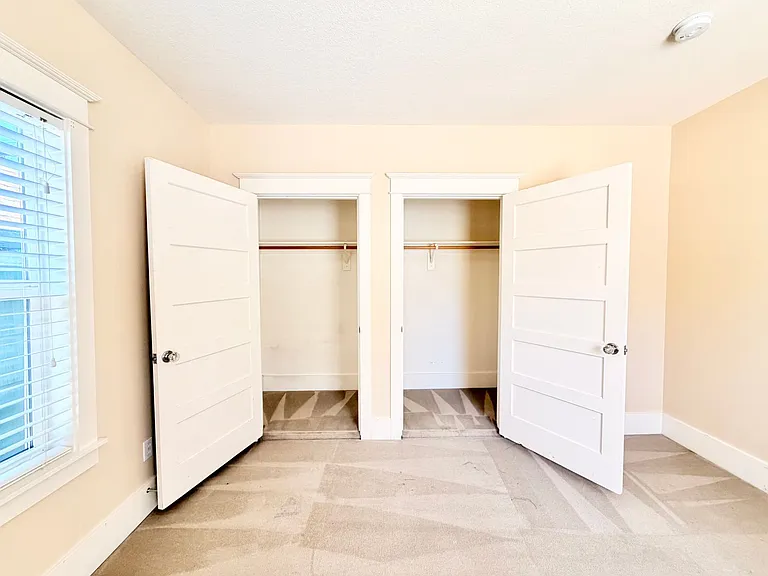 5319 NE 16th Ave — Photo 14