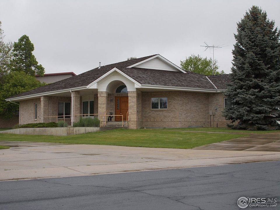 1st image of 4464 W Pioneer Dr
