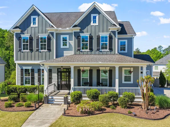 105 Duck Branch Dr, Holly Springs, NC 27540