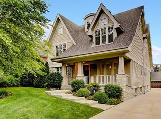 527 W Chicago Ave, Hinsdale, IL 60521