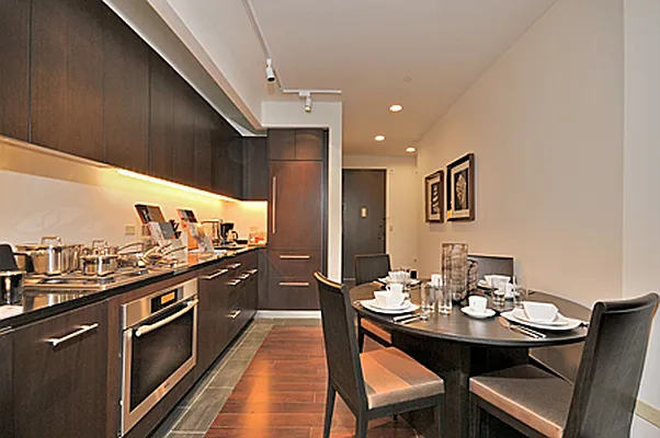 Sold by Synergy NYC | media 44