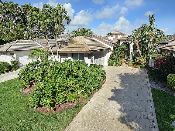 Home For Sale In Broken Sound Country Club