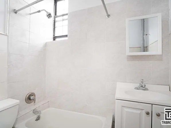 2108 2nd Avenue image 1 of 6