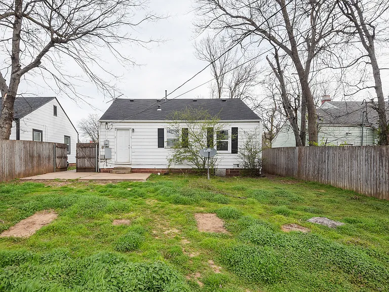 6516 E 5th Pl — Photo 23