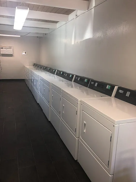 Kingston Place Apartments — Photo 2