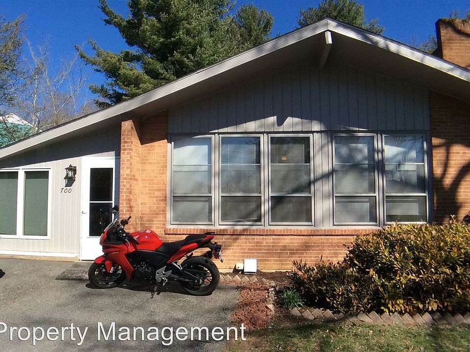1st image of 700 Burruss Dr
