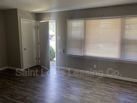 3rd image of 1205 Gahan Dr