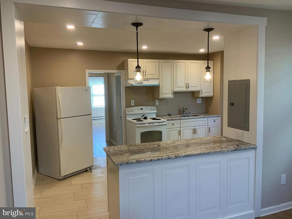 1st image of 6535 Torresdale Ave Floor 2