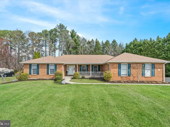 128 Matthew Dr, Bear, DE 19701