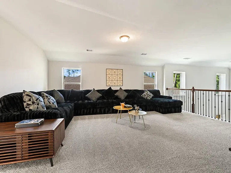 Building's Lounge