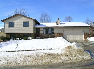 5611 Longboat Rd NW, Rochester, MN 55901