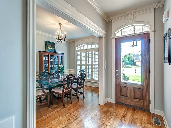 4th image of 3024 Twisted Oak Dr
