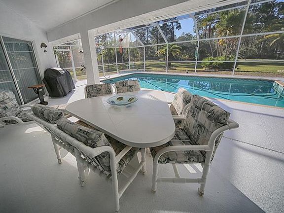 4th image of 2093 Chynn Ave
