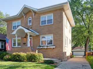 445 S Northwest Hwy, Park Ridge, IL 60068