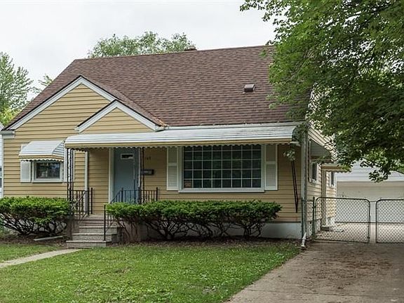 3rd image of 1169 Evelyn Ave
