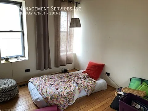 2103 N Seminary Ave #16 — Photo 6