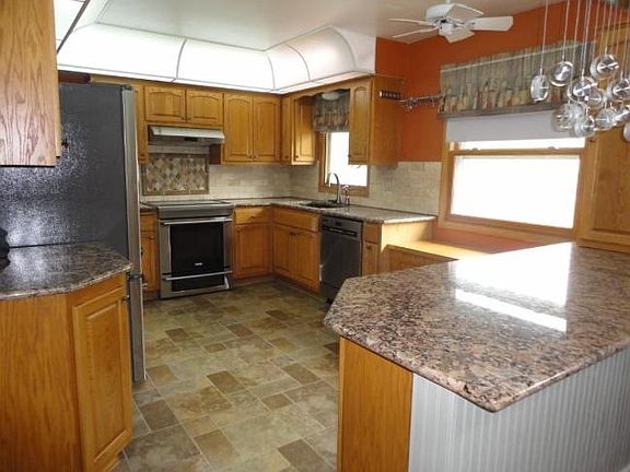 2nd image of 5110 S 43rd St