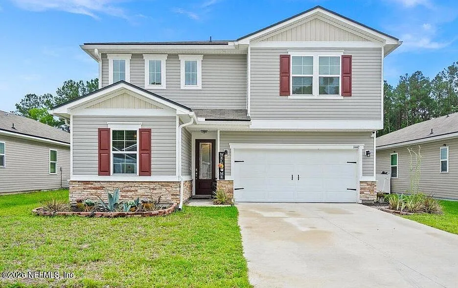 4 bed, 2.5 bath, 2640 sqft, $2,795 — Photo 2
