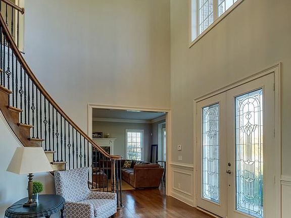 5th image of 4229 Carrolton Dr