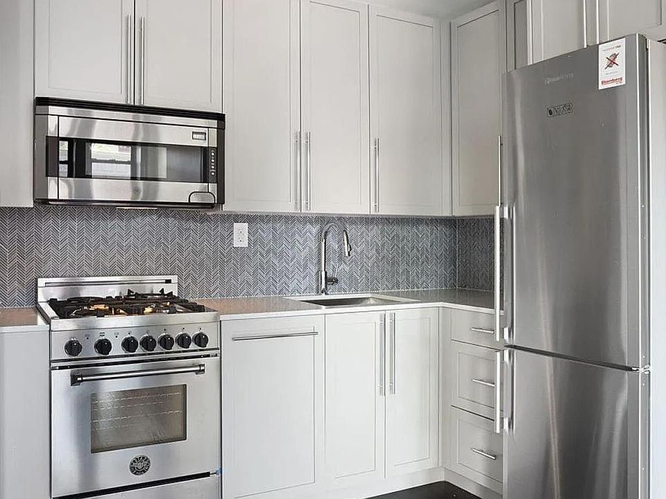 1st image of 1419 8th Ave APT G