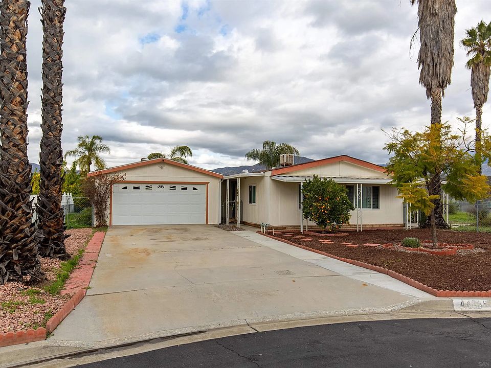 1st image of 44606 Grovewood Cir