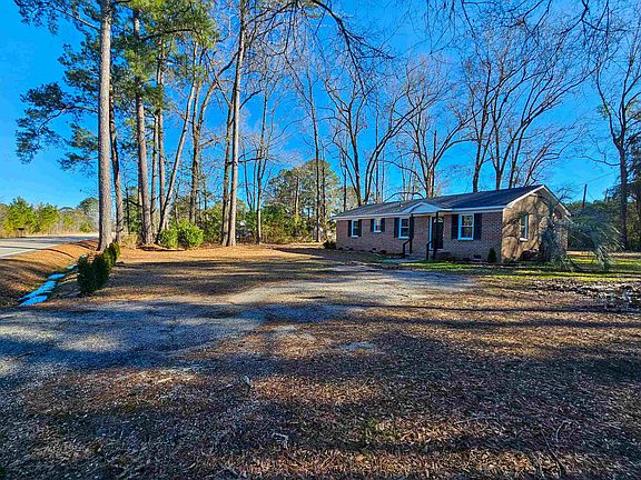 2nd image of 2833 Springville Rd.