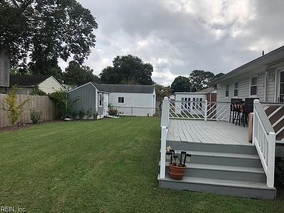2nd image of 1219 Jewell Ave