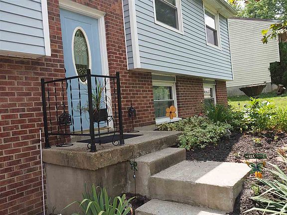 2nd image of 4800 Wildwood Dr