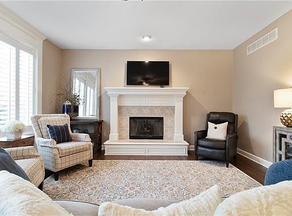 5th image of 14613 Chadwick St