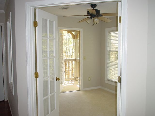 2nd image of 805 Abingdon Way