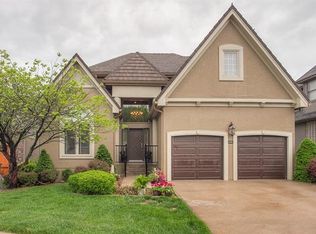 5685 NE Northgate Xing, Lees Summit, MO 64064