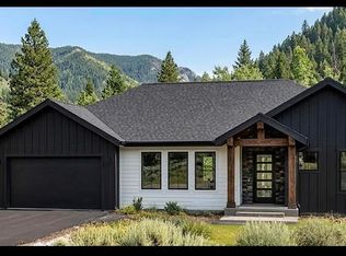 15075 E Alpine Cir, Palmer, AK 99645