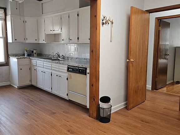 2nd image of 43-01 76th St #2