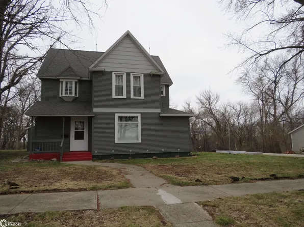 201 Locust St, Rolfe, IA 50581