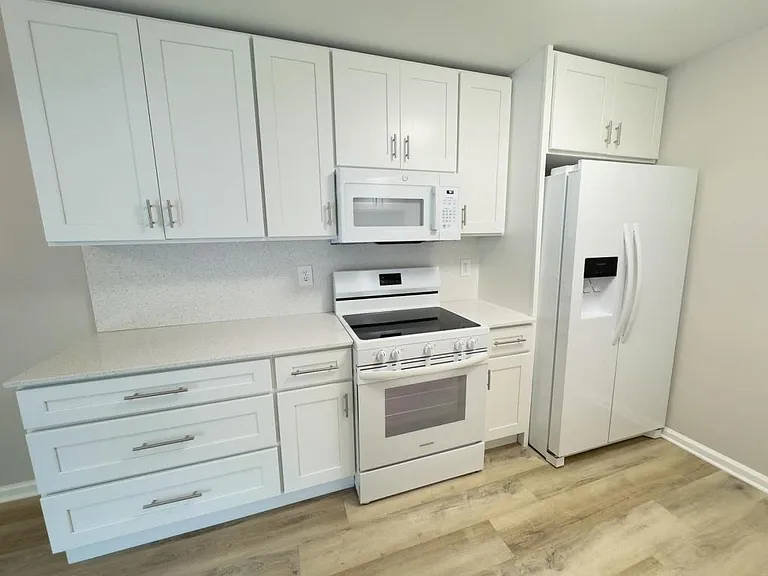 185 Lindfield Cir — Photo 9