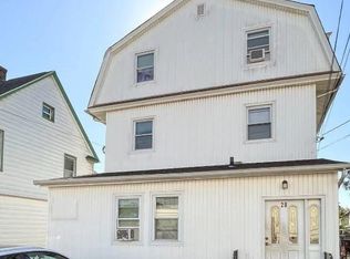 28 Brooklyn Ave, Valley Stream, NY 11581