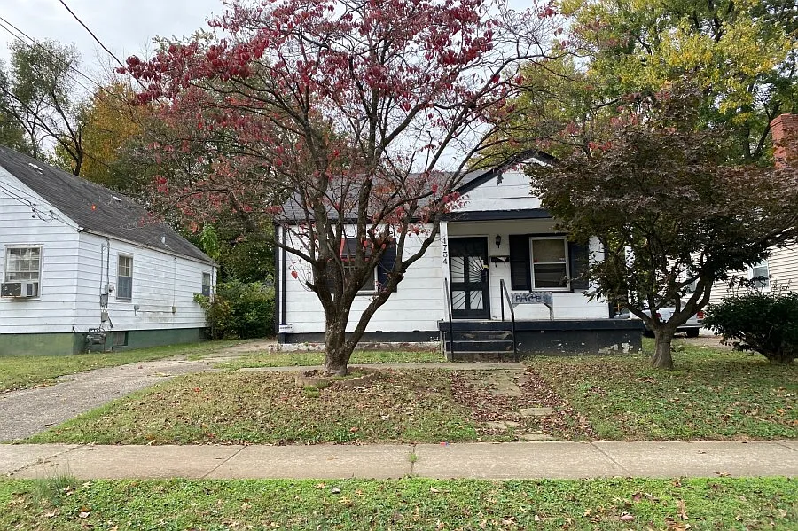 1734 S 24th St photo 1