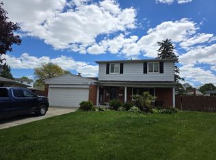35340 Monza Ct, Sterling Heights, MI 48312