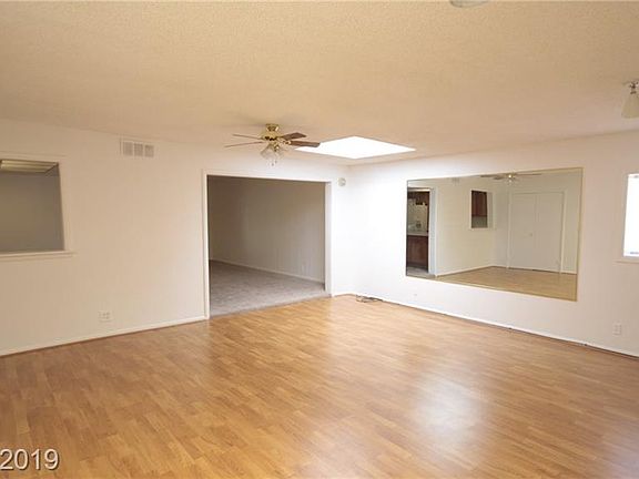 5th image of 3728 Garden South Dr #0