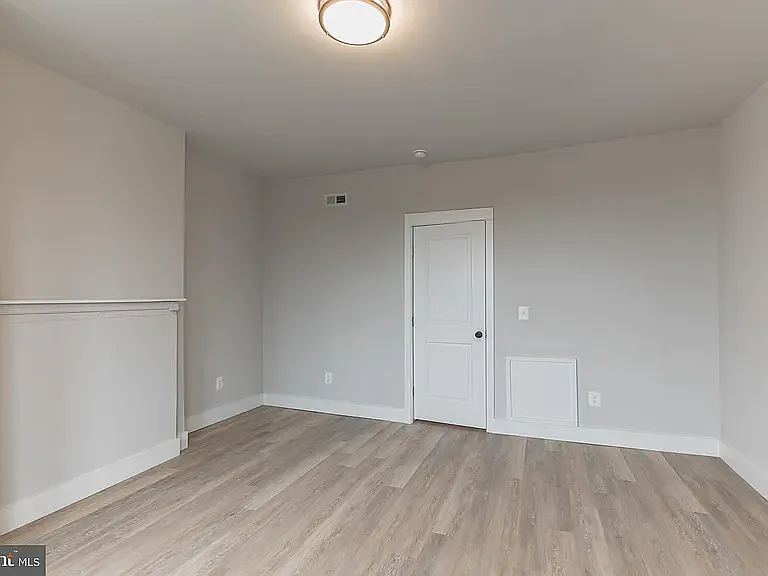 1512 S 58th St #2 — Photo 7