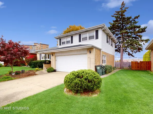 9248 N Callero Dr, Niles, IL 60714