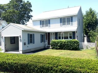 25 Fruit St, Lowell, MA 01852
