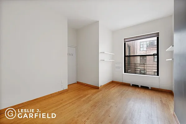 Rented by Leslie J. Garfield | media 9