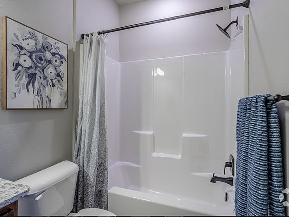 5th image of 1831 Brookview Cir